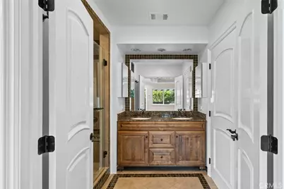 415 Birmingham Road, Burbank, CA 91504 - Photo 29