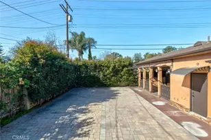 415 Birmingham Rd, Burbank, CA 91504 - Photo 39