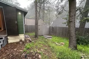 645 Knoll Dr, Crestline, CA 92325 - Photo 17