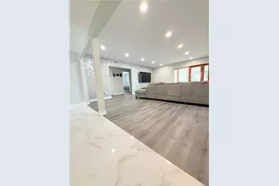 8835 Haskell, North Hills, CA 91343 - Photo 5