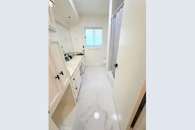 8835 Haskell, North Hills, CA 91343 - Photo 11