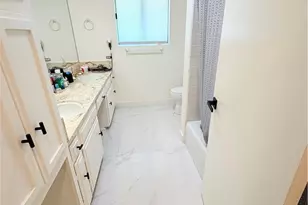 8835 Haskell, North Hills, CA 91343 - Photo 11