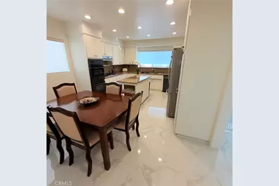 8835 Haskell, North Hills, CA 91343 - Photo 3