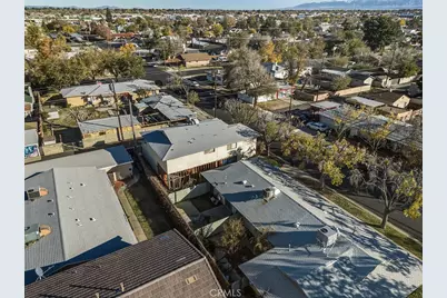 44702 Fig Avenue, Lancaster, CA 93534 - Photo 13