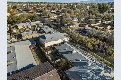 44702 Fig Avenue, Lancaster, CA 93534 - Photo 13