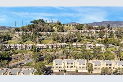 15760 Midwood, Granada Hills, CA 91344 - Photo 39