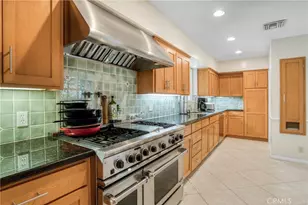 1898 Bonita Dr, Glendale, CA 91208 - Photo 13