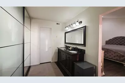 608 Hawthorne Street #E, Glendale, CA 91204 - Photo 25