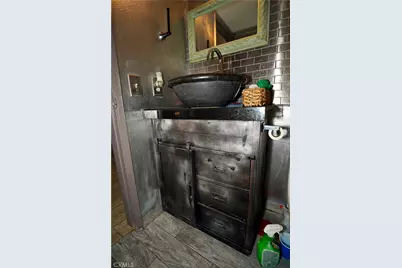 18954 Sherman Way #3, Reseda, CA 91335 - Photo 13