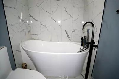 18954 Sherman Way #3, Reseda, CA 91335 - Photo 29