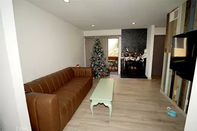 18954 Sherman Way #3, Reseda, CA 91335 - Photo 5