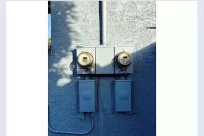 10931 Anzac, Los Angeles, CA 90059 - Photo 25