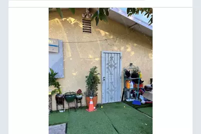 10931 Anzac, Los Angeles, CA 90059 - Photo 29