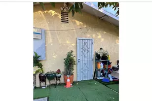 10931 Anzac, Los Angeles, CA 90059 - Photo 29