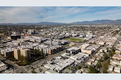 5244 Vineland, North Hollywood, CA 91601 - Photo 43