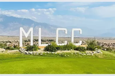 8817 Clubhouse Boulevard, Desert Hot Springs, CA 92240 - Photo 37