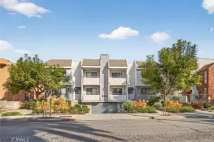 825 E Maple St, Glendale, CA 91205 - Photo 1