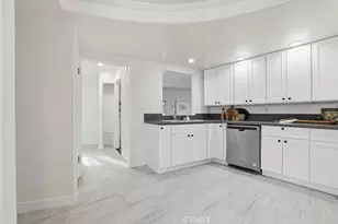 10714 Valley Spring Ln, North Hollywood, CA 91602 - Photo 7