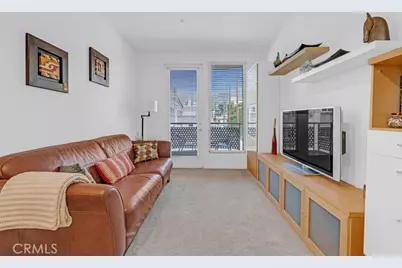 201 E Angeleno Avenue #326, Burbank, CA 91502 - Photo 17