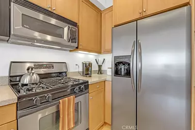 201 E Angeleno Avenue #326, Burbank, CA 91502 - Photo 7