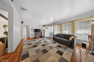 1910 N Rose St, Burbank, CA 91505 - Photo 9