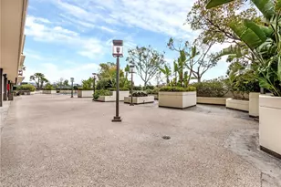 222 Monterey Rd, Glendale, CA 91206 - Photo 43