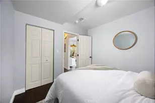 10836 Keswick, Los Angeles, CA 91352 - Photo 27