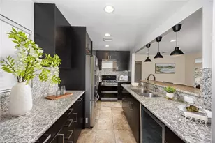 10836 Keswick, Los Angeles, CA 91352 - Photo 15