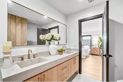 6847 Katherine, Van Nuys, CA 91405 - Photo 25