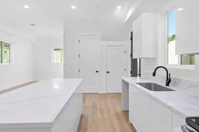 6842 Cedros Avenue, Van Nuys, CA 91405 - Photo 55