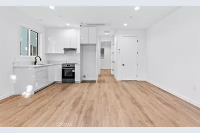 6842 Cedros Avenue, Van Nuys, CA 91405 - Photo 37