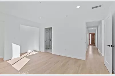 6842 Cedros Avenue, Van Nuys, CA 91405 - Photo 17