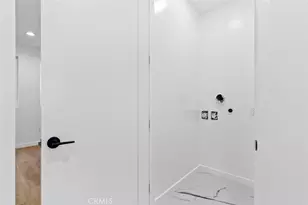 6842 Cedros Ave, Van Nuys, CA 91405 - Photo 39