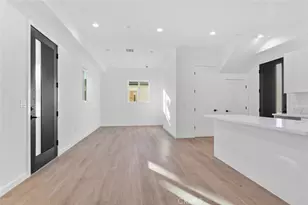 6842 Cedros Ave, Van Nuys, CA 91405 - Photo 57