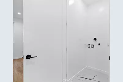 6842 Cedros Avenue, Van Nuys, CA 91405 - Photo 39