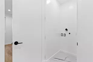 6842 Cedros Ave, Van Nuys, CA 91405 - Photo 39