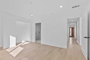 6842 Cedros Ave, Van Nuys, CA 91405 - Photo 17