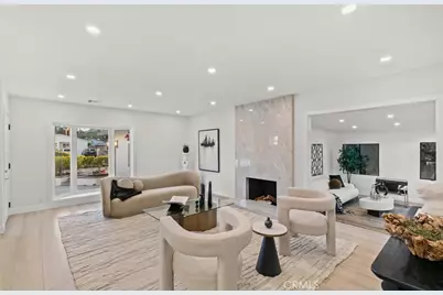 8633 Le Berthon Street, Sunland, CA 91040 - Photo 7