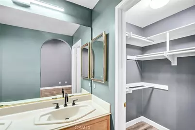 20061 Shadow Hills Court, Saugus, CA 91390 - Photo 19