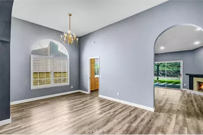 20061 Shadow Hills Court, Saugus, CA 91390 - Photo 11