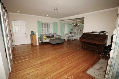 4930 Ramsdell, La Crescenta, CA 91214 - Photo 5