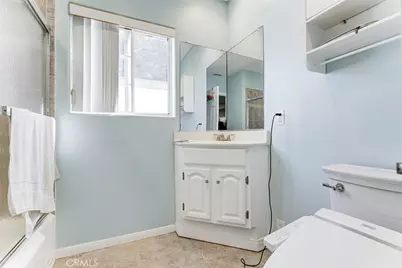 6648 Gaviota Avenue, Lake Balboa, CA 91406 - Photo 15