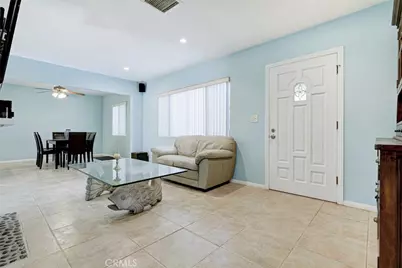 6648 Gaviota Avenue, Lake Balboa, CA 91406 - Photo 9