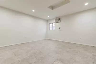 6648 Gaviota Avenue, Lake Balboa, CA 91406 - Photo 21