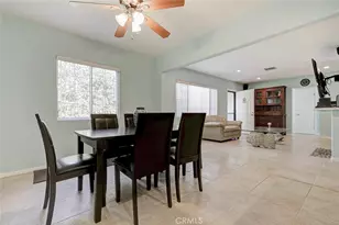 6648 Gaviota Ave, Lake Balboa, CA 91406 - Photo 7