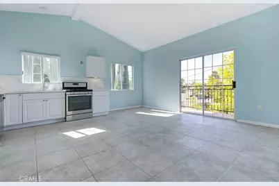 6648 Gaviota Avenue, Lake Balboa, CA 91406 - Photo 25