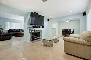 6648 Gaviota Ave, Lake Balboa, CA 91406 - Photo 9