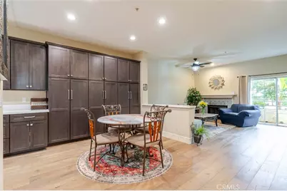10604 Valley Spring Lane #105, Toluca Lake, CA 91602 - Photo 5