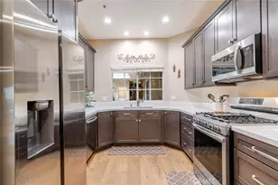 10604 Valley Spring Ln, Toluca Lake, CA 91602 - Photo 7