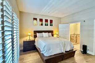 10604 Valley Spring Ln, Toluca Lake, CA 91602 - Photo 11